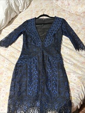 For Love & Lemons Navy and Black Lace V‑Neck Midi Dress
